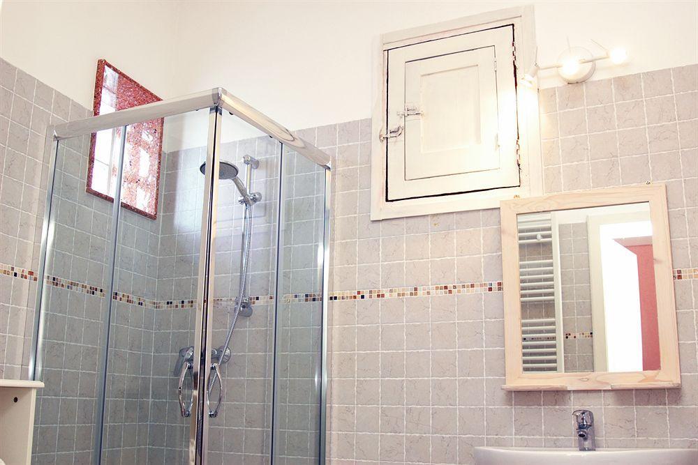 La Naca Della Taranta B&B กาลาตีนา ภายนอก รูปภาพ