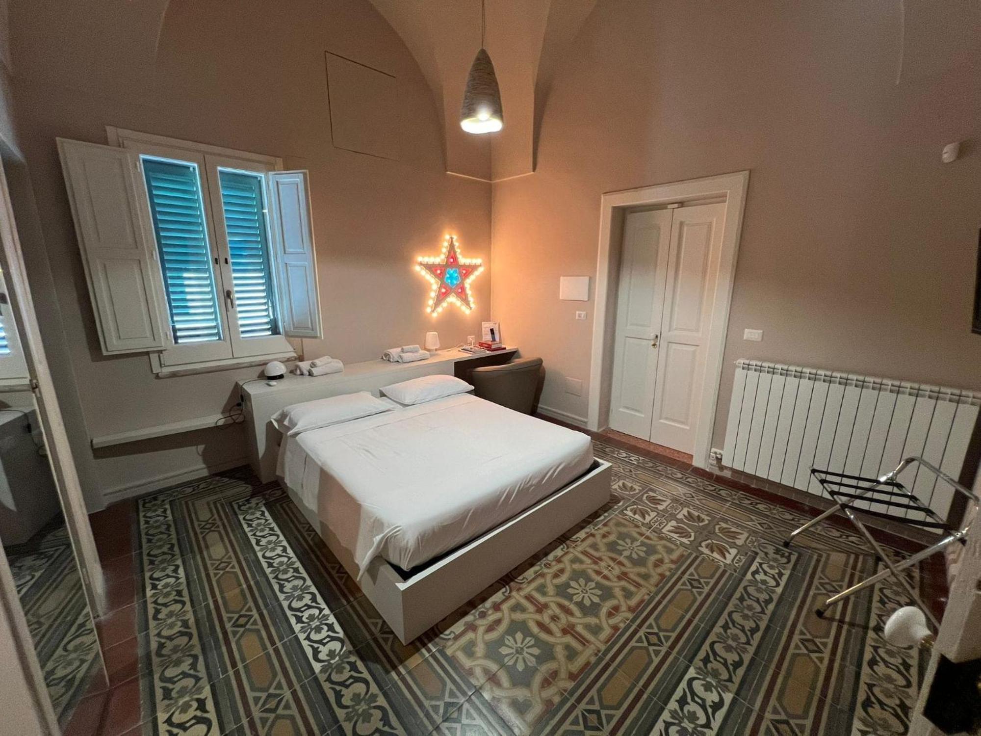 La Naca Della Taranta B&B กาลาตีนา ภายนอก รูปภาพ