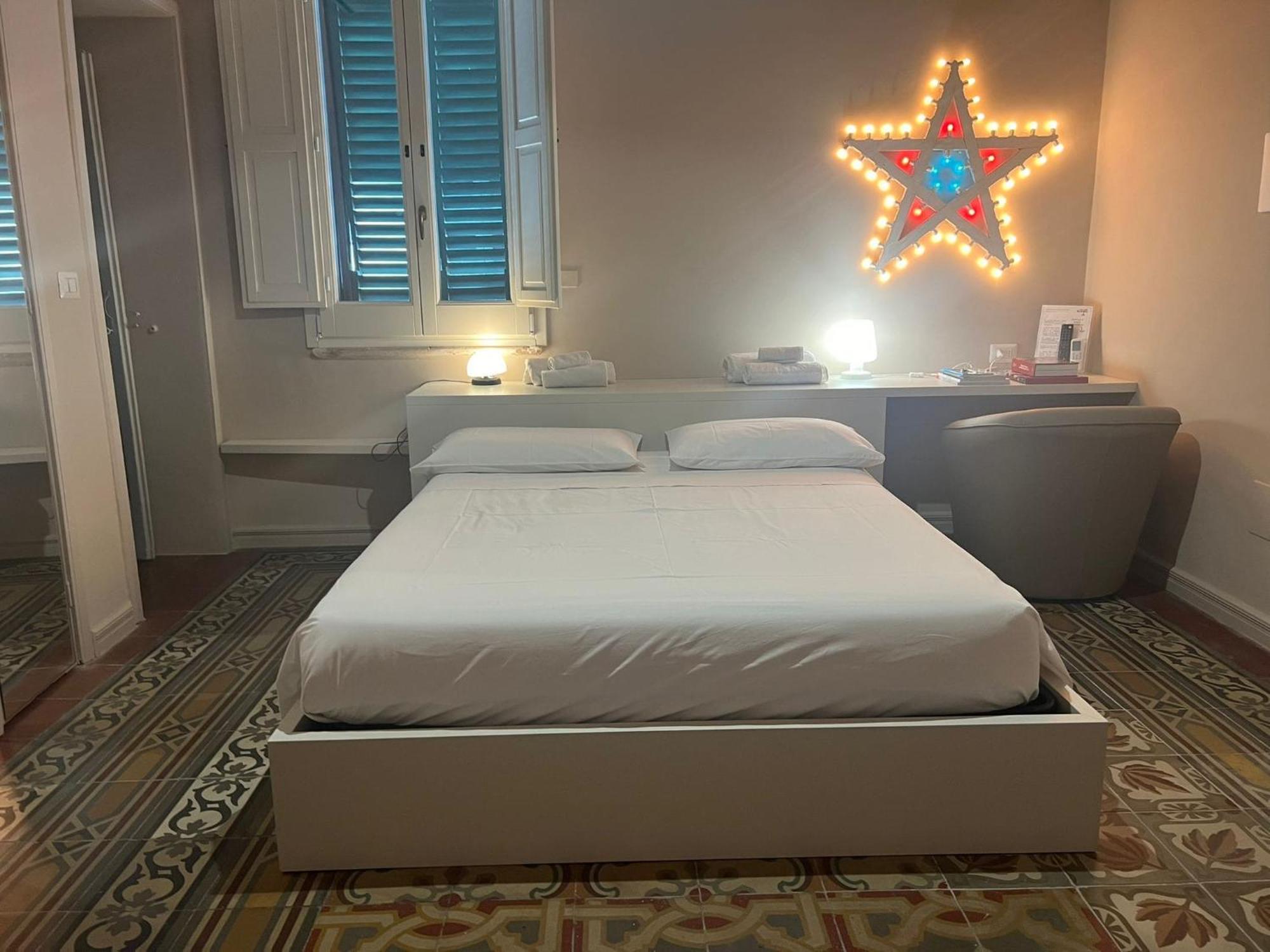 La Naca Della Taranta B&B กาลาตีนา ภายนอก รูปภาพ