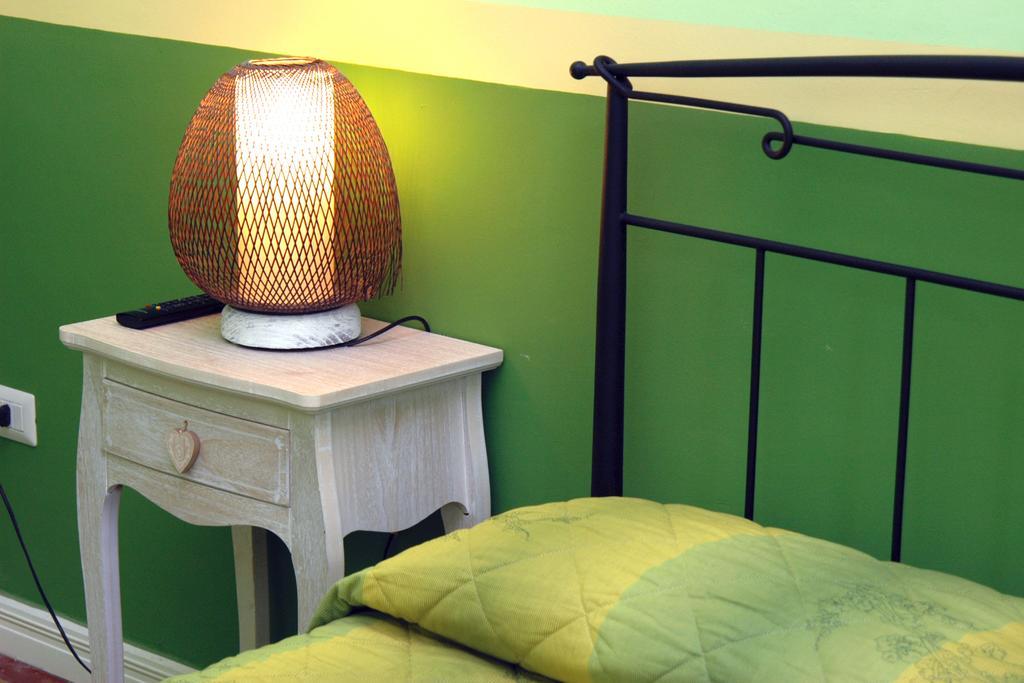 La Naca Della Taranta B&B กาลาตีนา ภายนอก รูปภาพ
