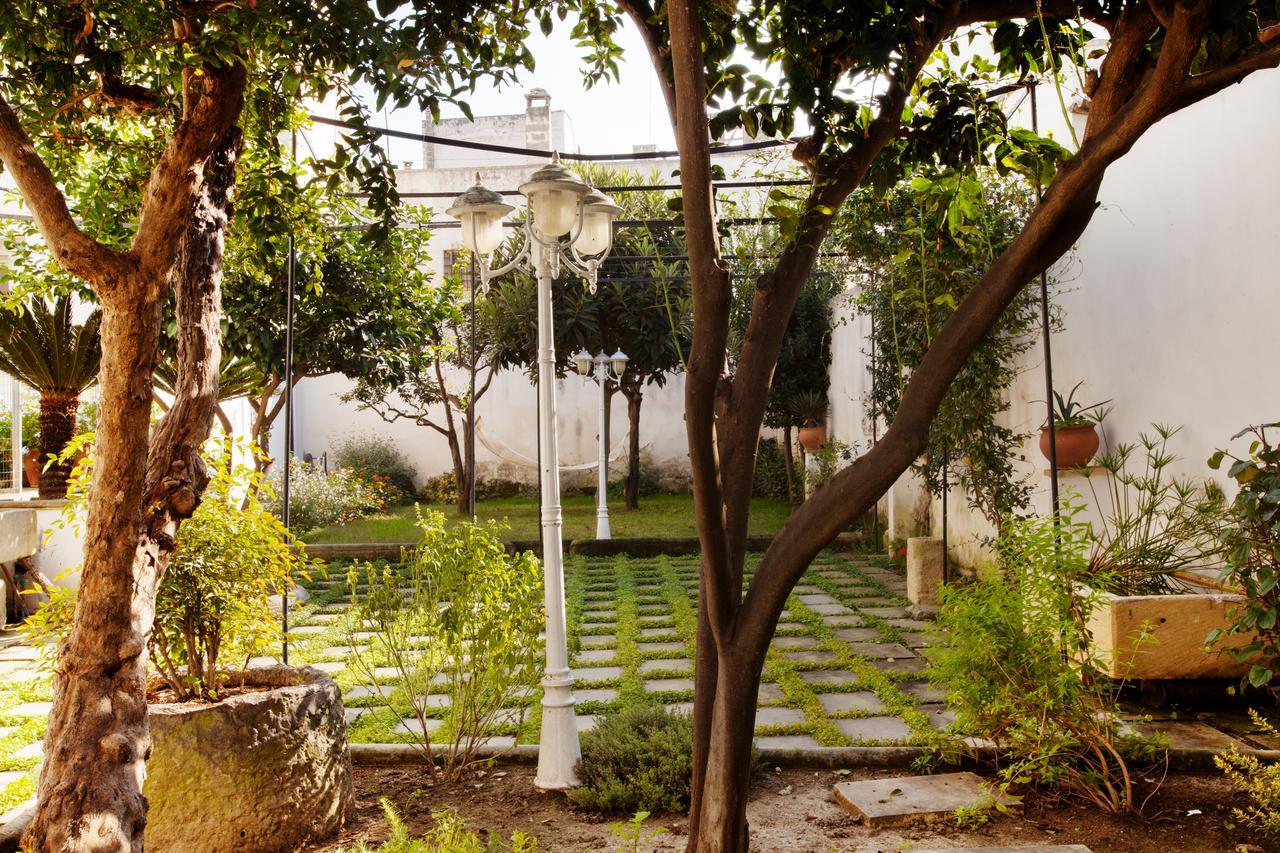 La Naca Della Taranta B&B กาลาตีนา ภายนอก รูปภาพ