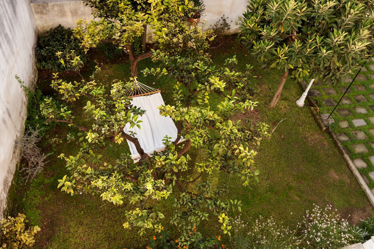 La Naca Della Taranta B&B กาลาตีนา ภายนอก รูปภาพ