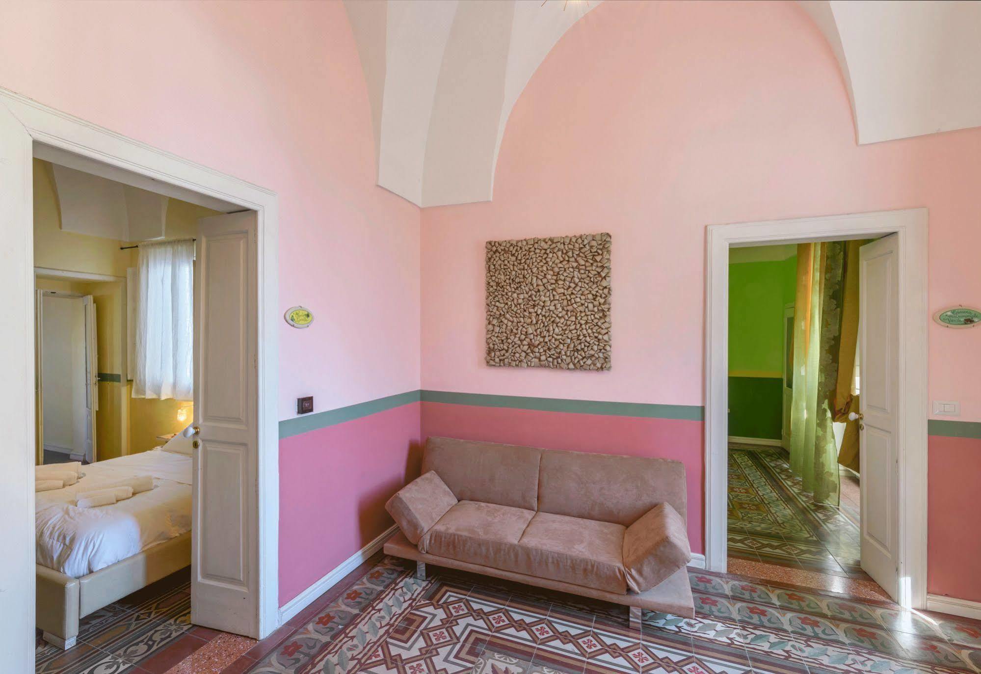 La Naca Della Taranta B&B กาลาตีนา ภายนอก รูปภาพ