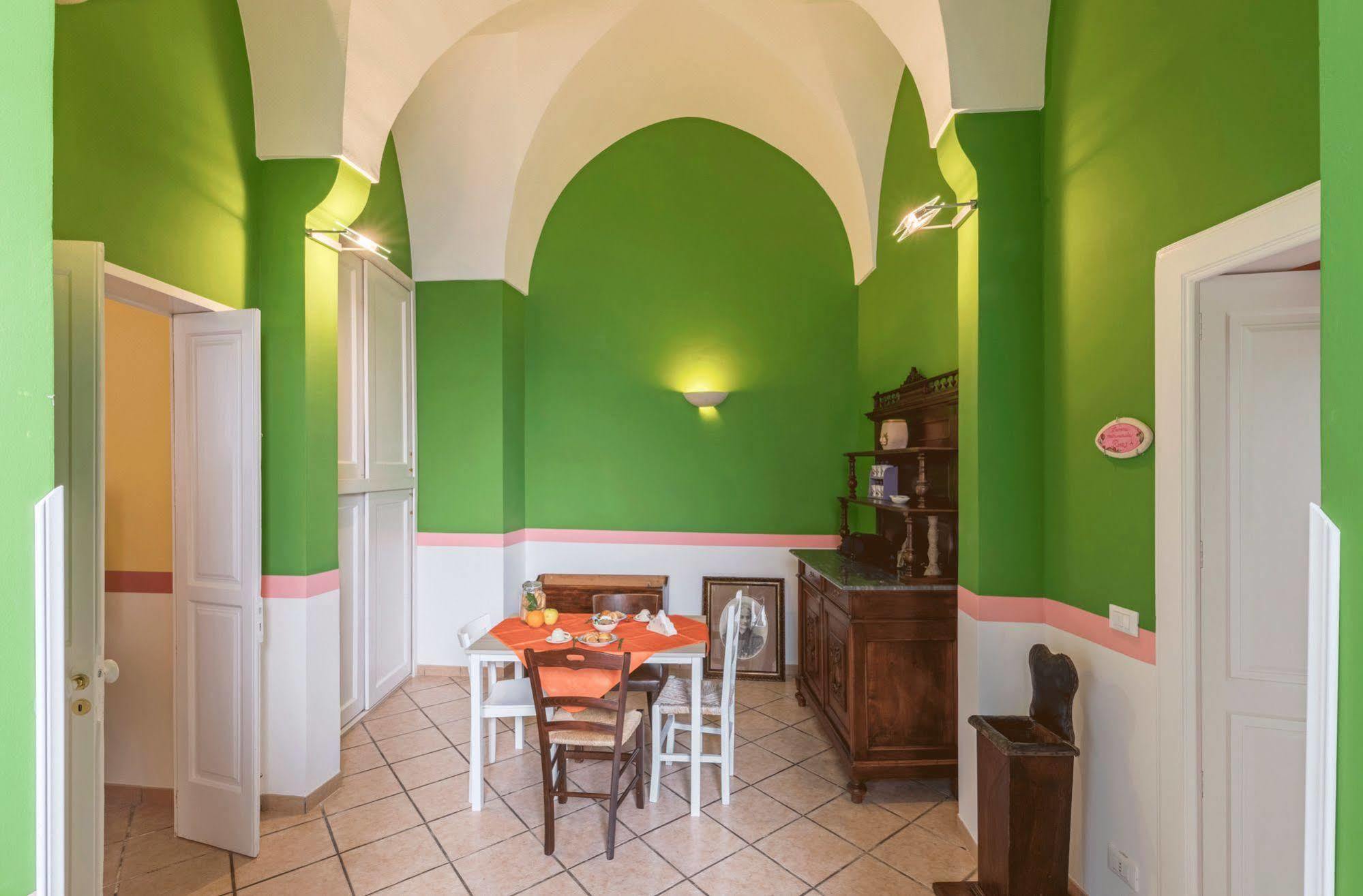 La Naca Della Taranta B&B กาลาตีนา ภายนอก รูปภาพ